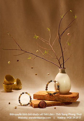 Vòng Đá Phong Thủy